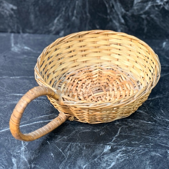 Wicker Basket - Picture 1 of 12